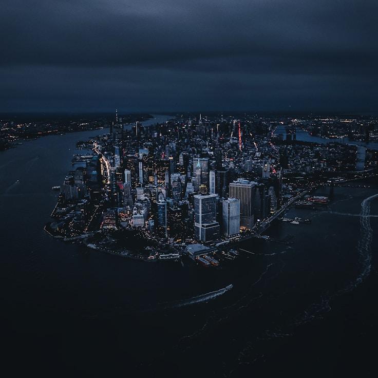 Parents evaluating schools in United Kingdom